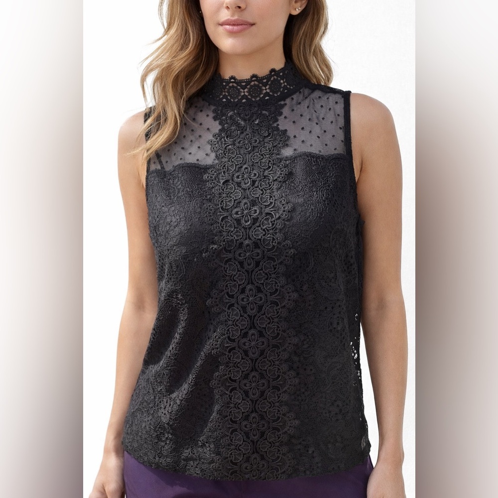 Elegant lace top